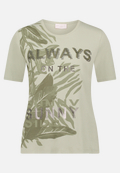 Basic Shirt mit Aufdruck / Vorderseite