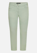 Sommerhose mit aufgesetzten Taschen / Vorderseite