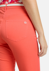 Sommerhose mit Gürtel / Detailbild