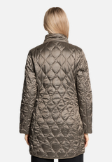 Outdoorjacke mit abnehmbarer Kapuze / Detailbild