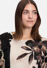 Strickpullover mit Fledermausärmeln / Detailbild