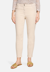 Perfect Body Jeans Style Sina Fashion / Modellfoto Vorderseite