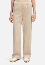 Schlupfhose mit Eingrifftaschen / Modellfoto Vorderseite