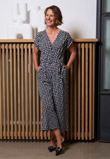 Jumpsuit mit Eingrifftaschen / Imagebild