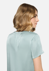 Satin-Bluse kurzarm / Detailbild