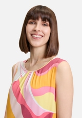 Rundhals-Shirt mit Raffung / Detailbild