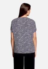 Print-Shirt  mit Gummizug  / Modellfoto Rückseite
