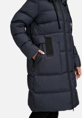 Daunen-Steppjacke mit Kapuze / Detailbild