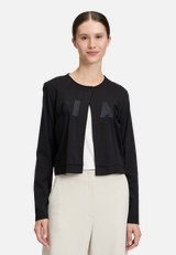 Shirtjacke mit Rundhalsausschnitt / Modellfoto Vorderseite