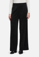 Marlene-Hose im Glitzer-Look / Modellfoto Vorderseite