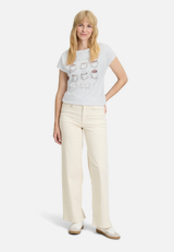 Casual-Shirt mit Aufdruck / Modellfoto Vorderseite (Outfit)