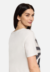 Basic Shirt mit Aufdruck / Detailbild