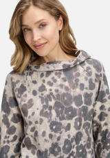 Sweatshirt mit Kragen / Detailbild