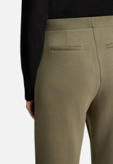 Schlupfhose mit Eingrifftaschen / Detailbild