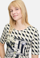 Basic Shirt mit Print / Detailbild