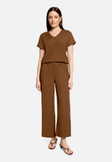 Culotte 7/8 Länge mit elastischem Bund / Modellfoto Vorderseite (Outfit)