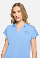 Poloshirt mit Schmucksteinen / Detailbild