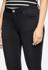 Slim Fit Jeans  mit Stretch-Anteil Style Sunny Short  / Detailbild