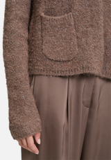 Grobstrickjacke mit Lurexfaden / Detailbild