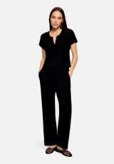 Marlene-Hose mit elastischem Bund / Modellfoto Vorderseite (Outfit)