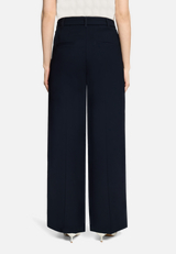 Stoffhose unifarben / Modellfoto Rückseite