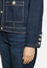 Jeansjacke mit Knöpfen / Detailbild