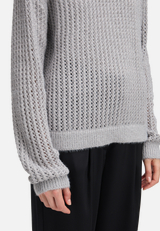 Strickpullover mit hohem Kragen / Detailbild