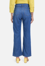 Casual-Hose mit Waschung / Modellfoto Rückseite