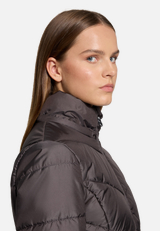 Outdoorjacke mit abnehmbarer Kapuze / Detailbild