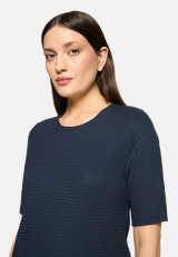 Strukturshirt mit Rundhalsausschnitt / Detailbild