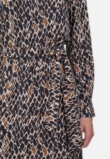 Hemdblusenkleid mit Bindegürtel / Detailbild