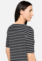 Ringelshirt mit U-Boot-Ausschnitt / Detailbild