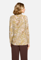 Rollkragenshirt mit Paisley-Muster / Modellfoto Rückseite