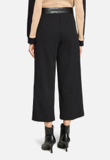 Marlene-Hose unifarben / Modellfoto Rückseite