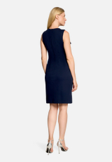 Cocktailkleid ohne Arm / Modellfoto Rückseite