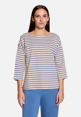 Oversized-Shirt  mit Streifen  / Modellfoto Vorderseite