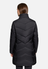 Outdoorjacke mit abnehmbarer Kapuze / Detailbild