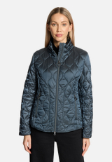Outdoorjacke mit abnehmbarer Kapuze / Detailbild