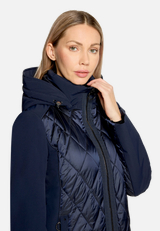 Outdoorjacke mit abnehmbarer Kapuze / Detailbild