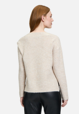 Strickpullover mit Effektgarn / Modellfoto Rückseite
