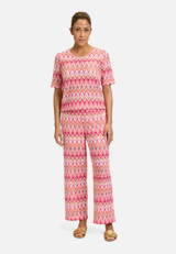 Marlene-Hose mit hohem Bund / Modellfoto Vorderseite (Outfit)