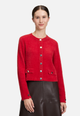 Casual-Strickjacke mit Knopfleiste / Modellfoto Vorderseite