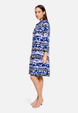 Stufenkleid mit 3/4 Arm / Modellfoto Vorderseite (Outfit)