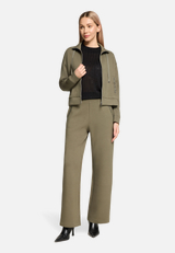 Shirtjacke mit Rippenstruktur / Modellfoto Vorderseite (Outfit)