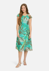 Chiffonkleid figurbetont / Modellfoto Vorderseite