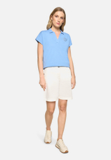 Poloshirt mit Schmucksteinen / Modellfoto Vorderseite (Outfit)