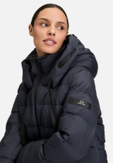 Daunen-Steppjacke mit Kapuze / Detailbild