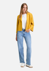 Blazer-Jacke mit Reverskragen / Modellfoto Vorderseite (Outfit)
