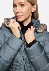 Outdoorjacke mit abnehmbarer Kapuze / Detailbild