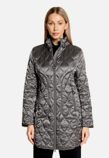 Outdoorjacke mit abnehmbarer Kapuze / Detailbild